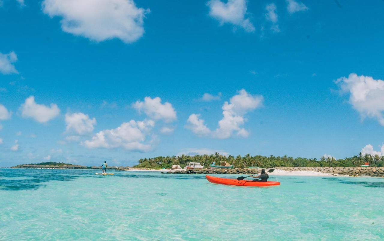 The Bilimbi Guesthouse & Inn Huraa Exterior foto